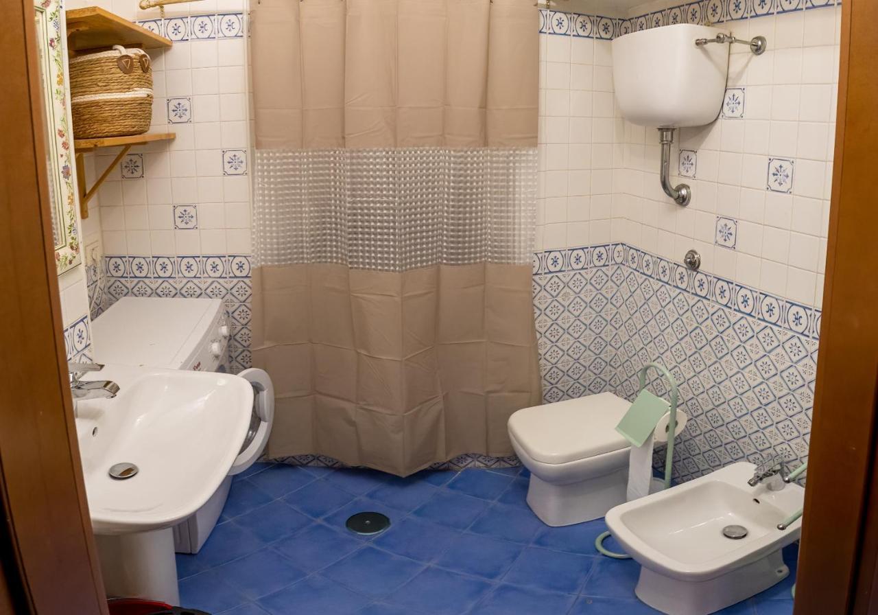 Biancarosa Apartment Viterbo Bagian luar foto