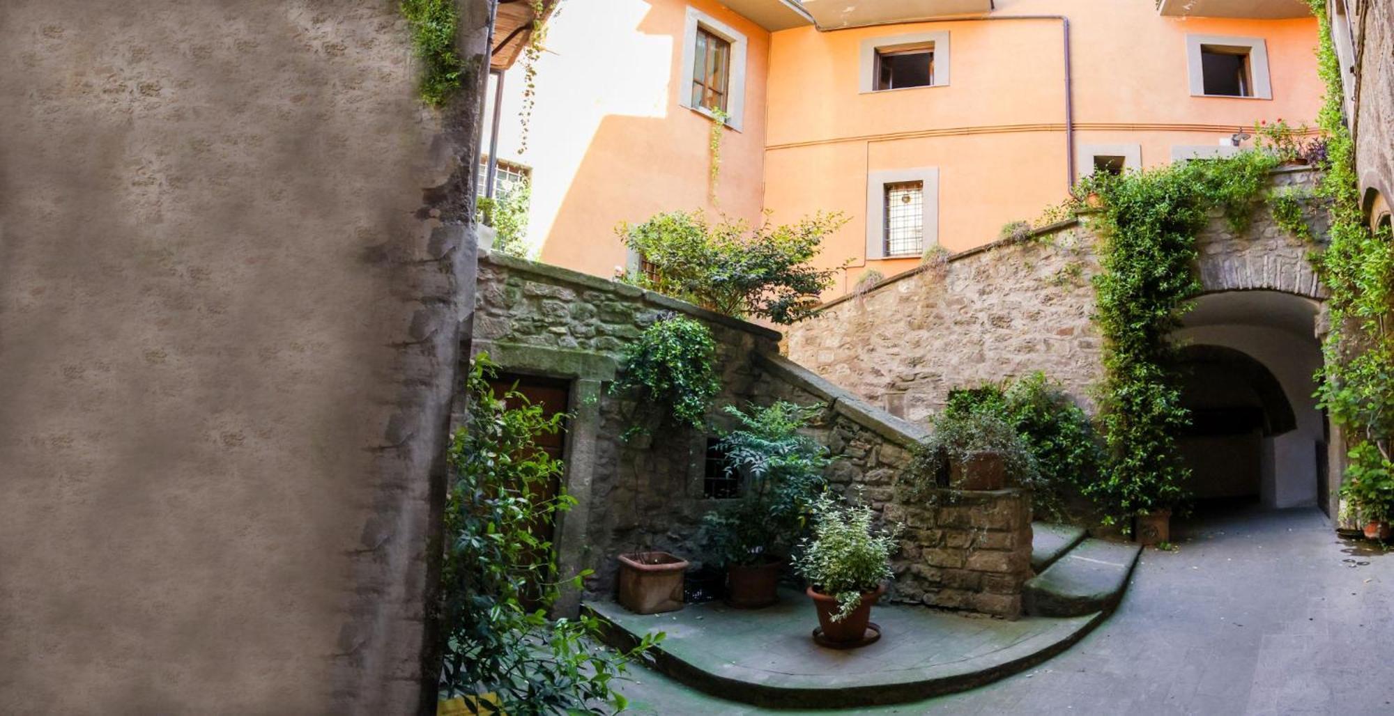 Biancarosa Apartment Viterbo Bagian luar foto